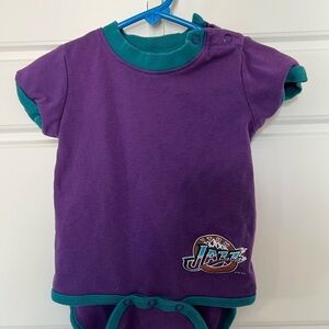 A32-Vintage Utah Jazz Baby Onesie – Size 12 Months – Purple & Teal J-Note Logo